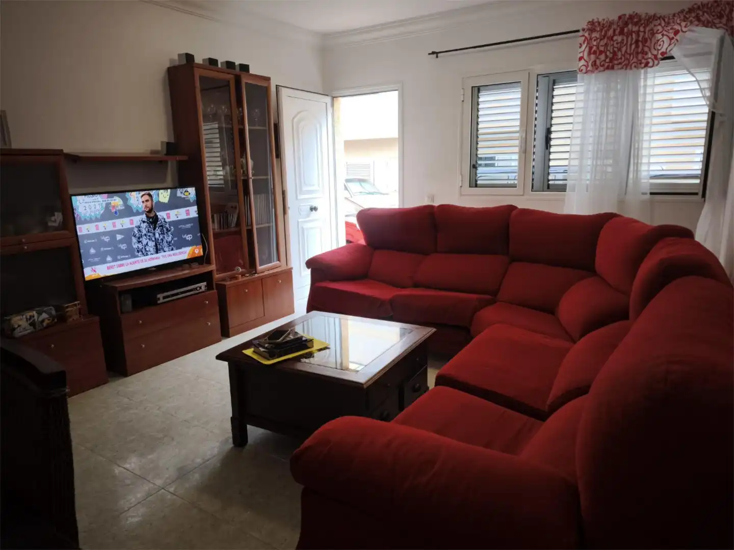 Piso en venta en Calle Zzz, 28, San Francisco Javier - Argana Baja Sala de estar de Piso en venta en Arrecife con Horno y Microondas