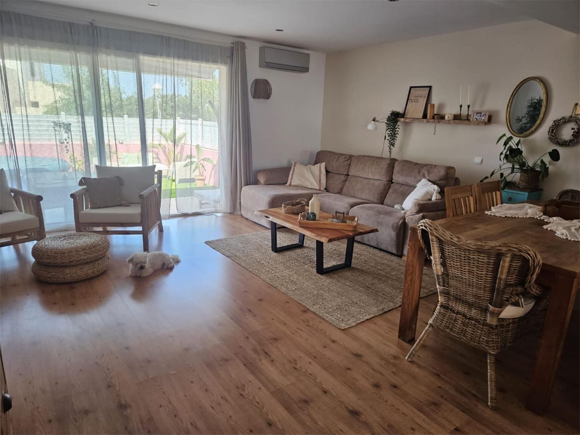 Living room of Flat for sale in Maó - Mahón  with Air Conditioner, Heating and Private garden