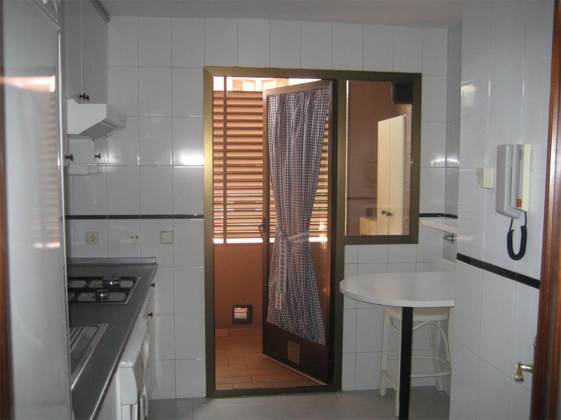 Flat to rent in Avenida de Madrid, 21, Ensanche