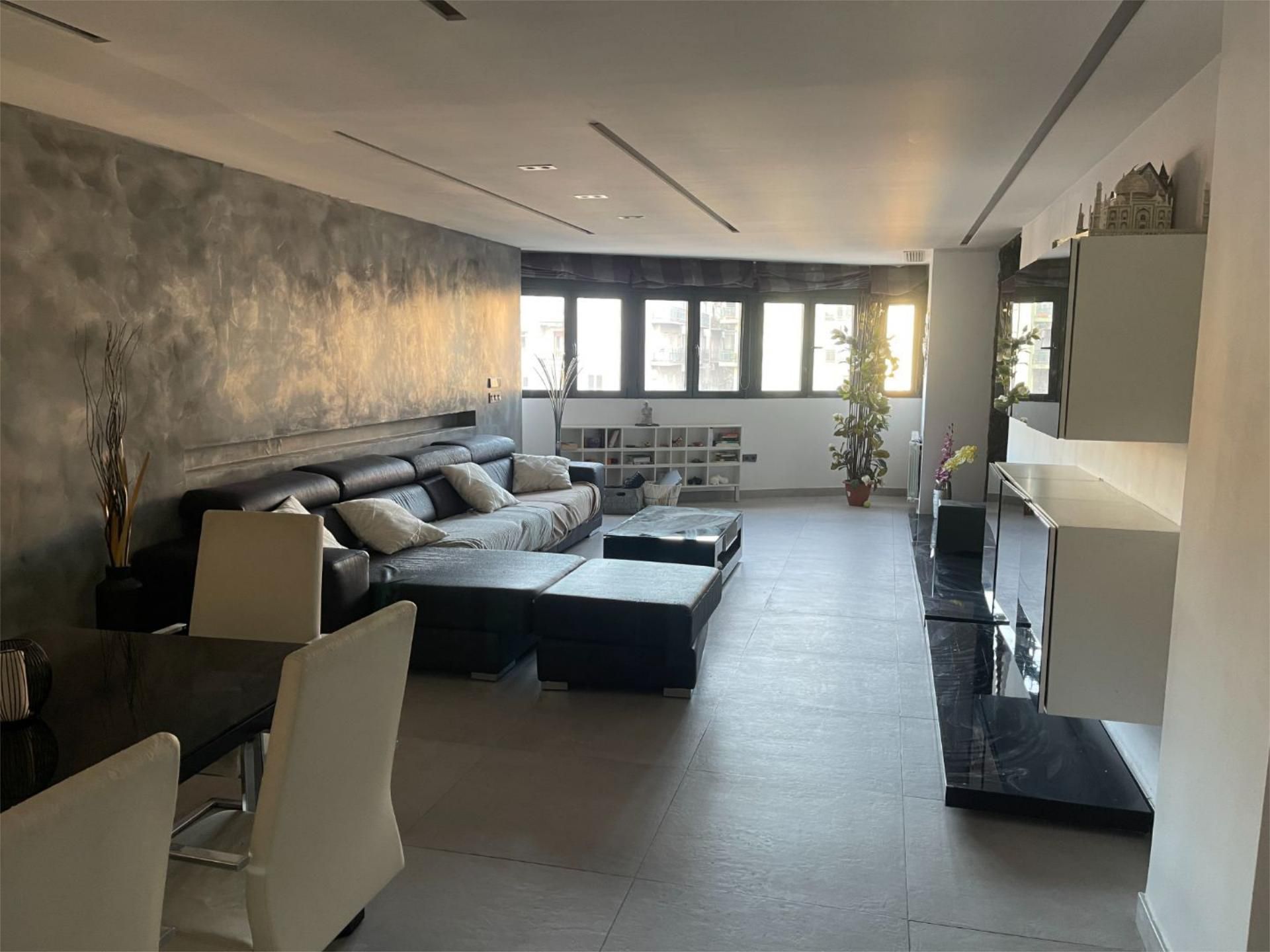 Sala d'estar de Pis en venda en  Granada Capital amb Aire condicionat