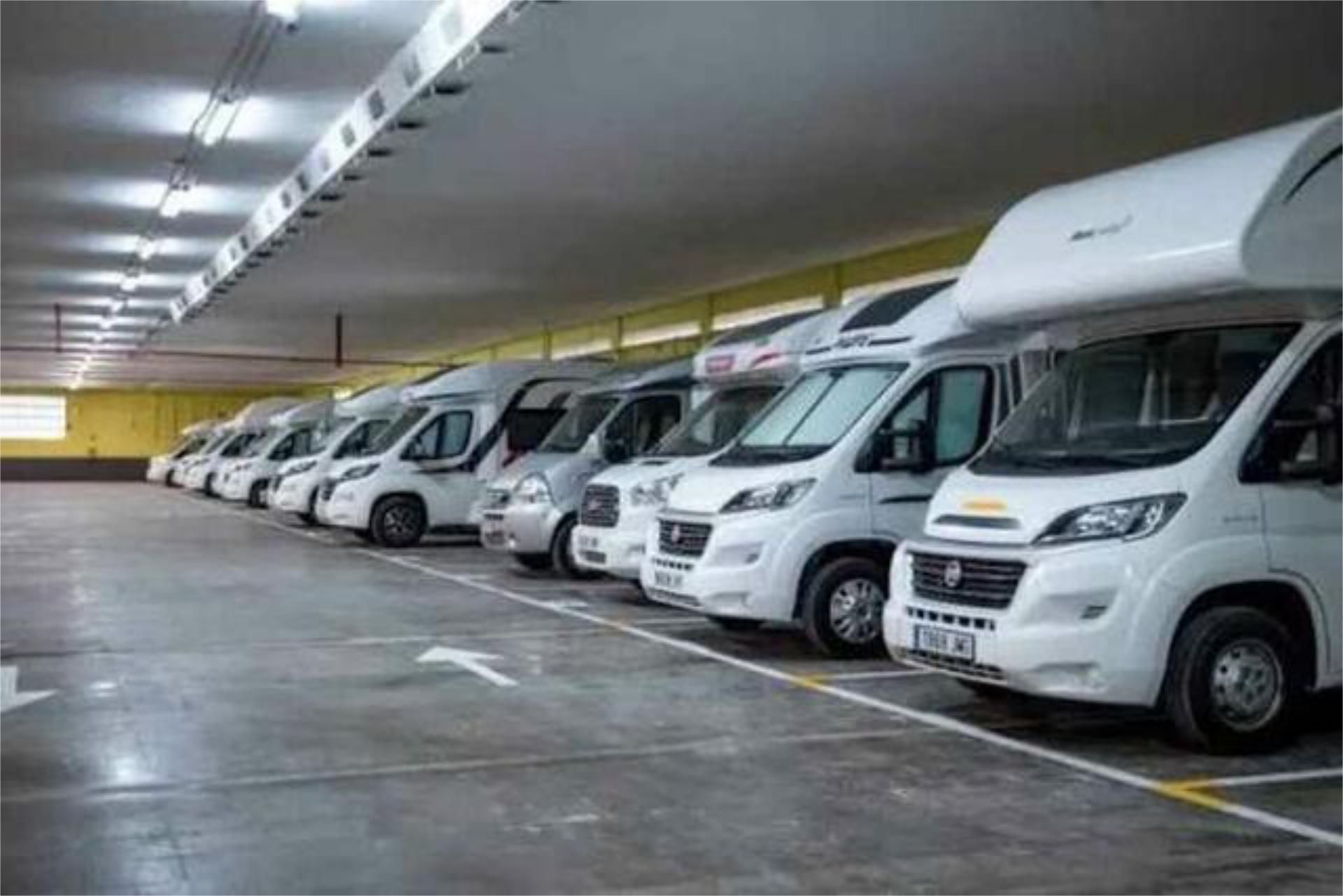 Parking of Garage to rent in Los Corrales de Buelna 