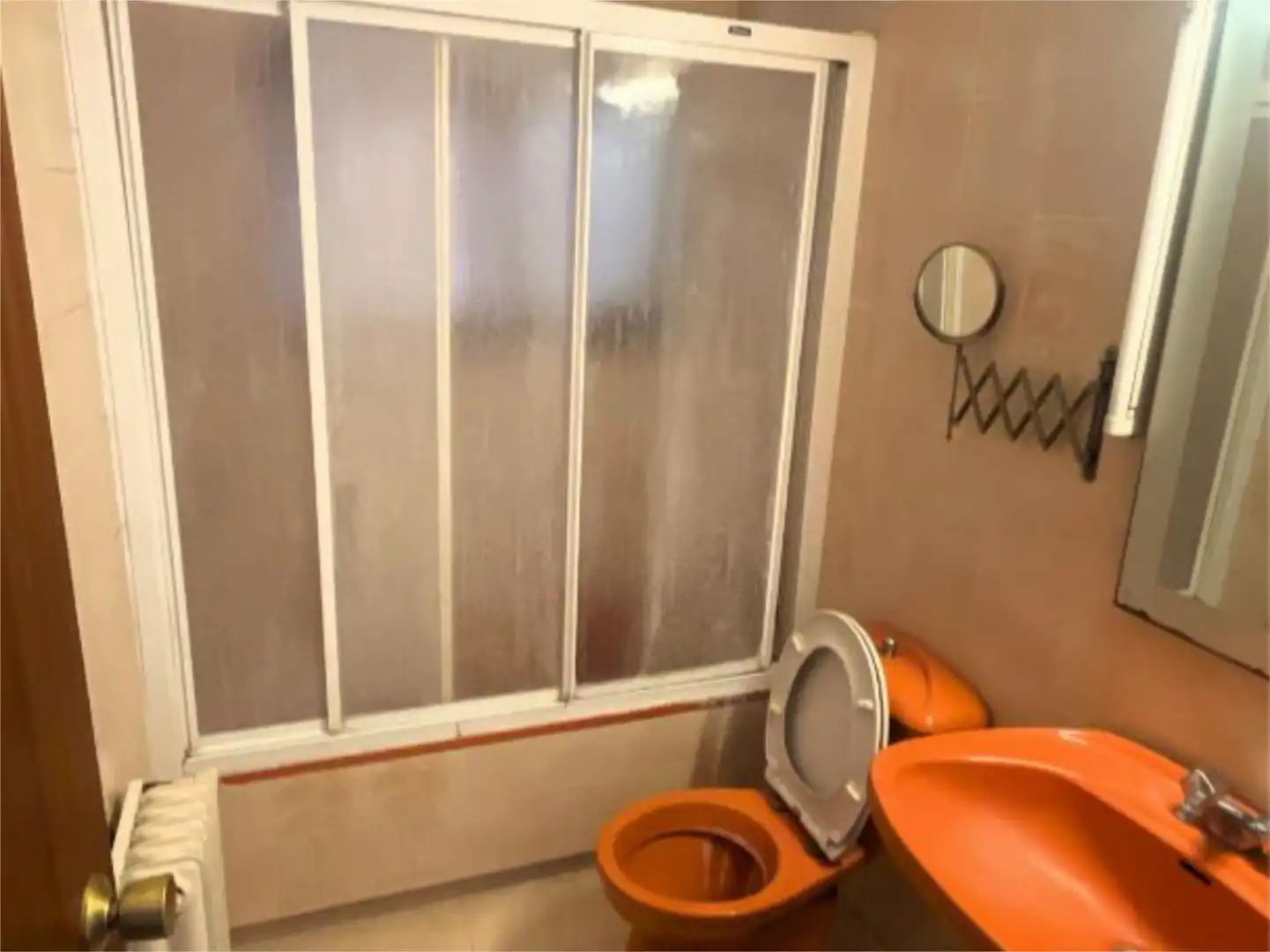 Piso en venta en Avinguda Catalunya, 4, Cabra del Camp Baño de Piso en venta en Cabra del Camp con Calefacción, Jardín privado y Amueblado