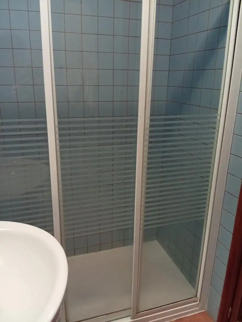 Room in Calle Río Tormes, 10, Caserones - La Higuera
