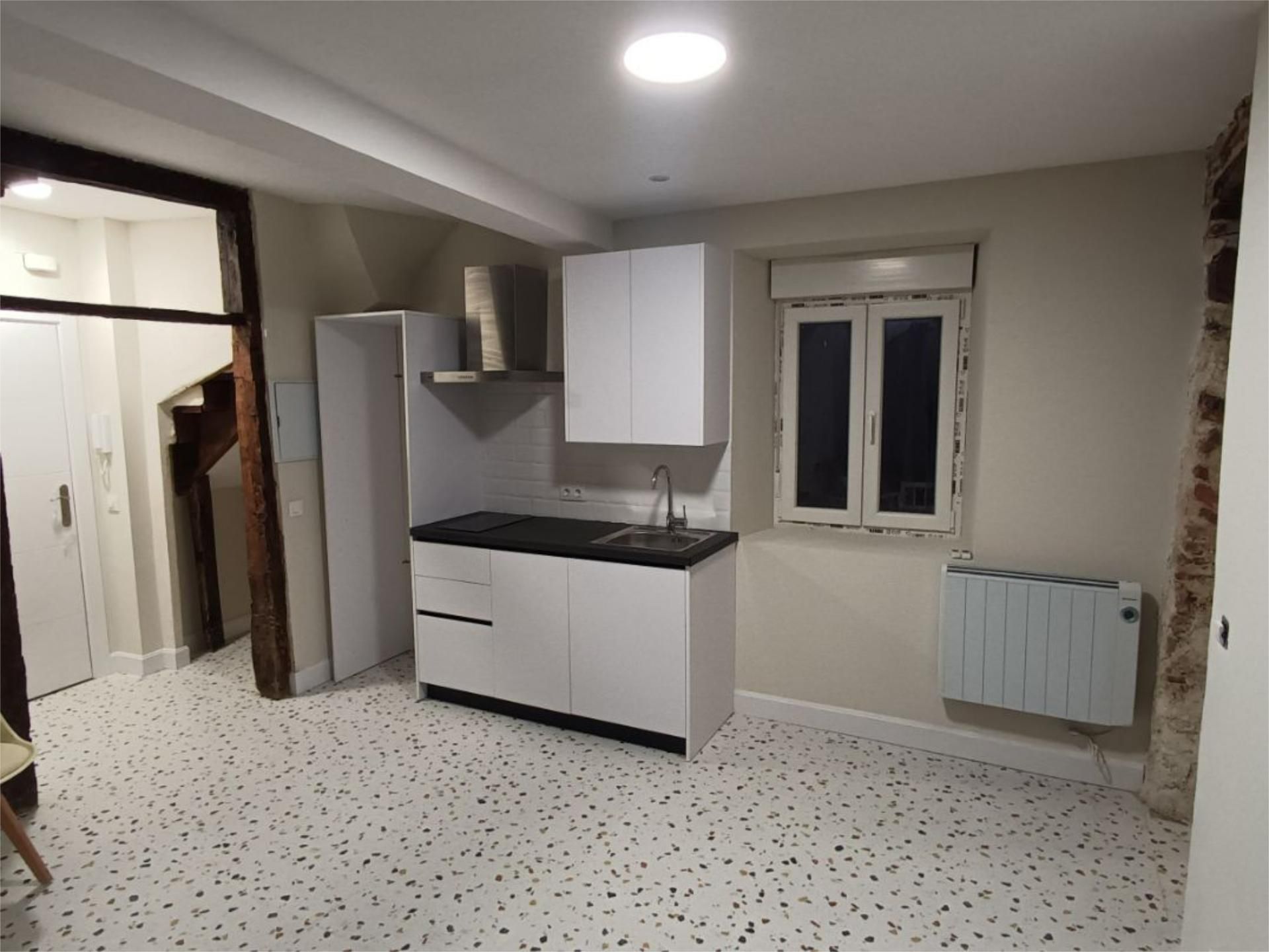 Kitchen of Flat to rent in Ávila Capital  with Heating