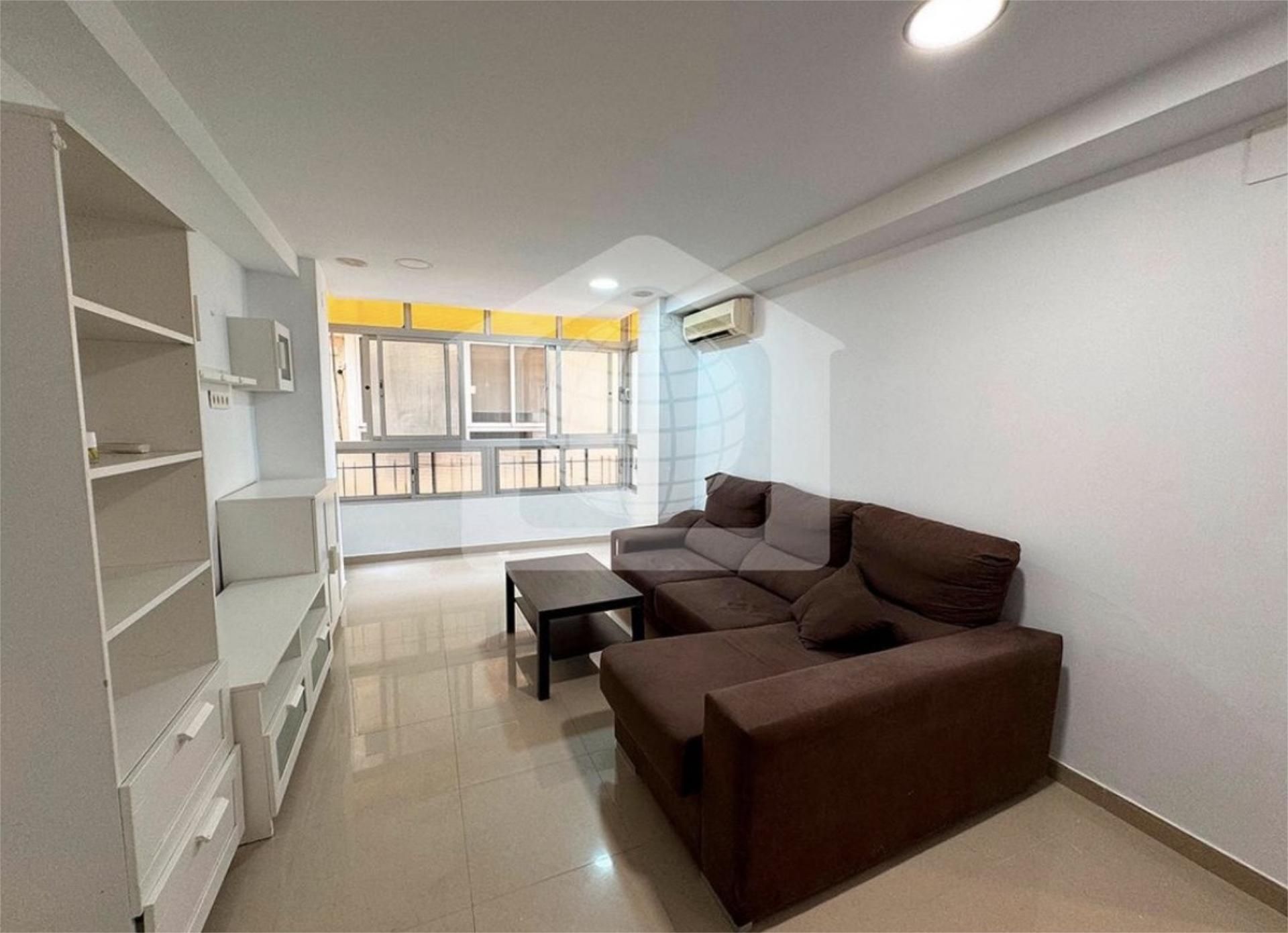 Living room of Flat to share in Málaga Capital  with Air Conditioner, Parquet flooring and Furnished