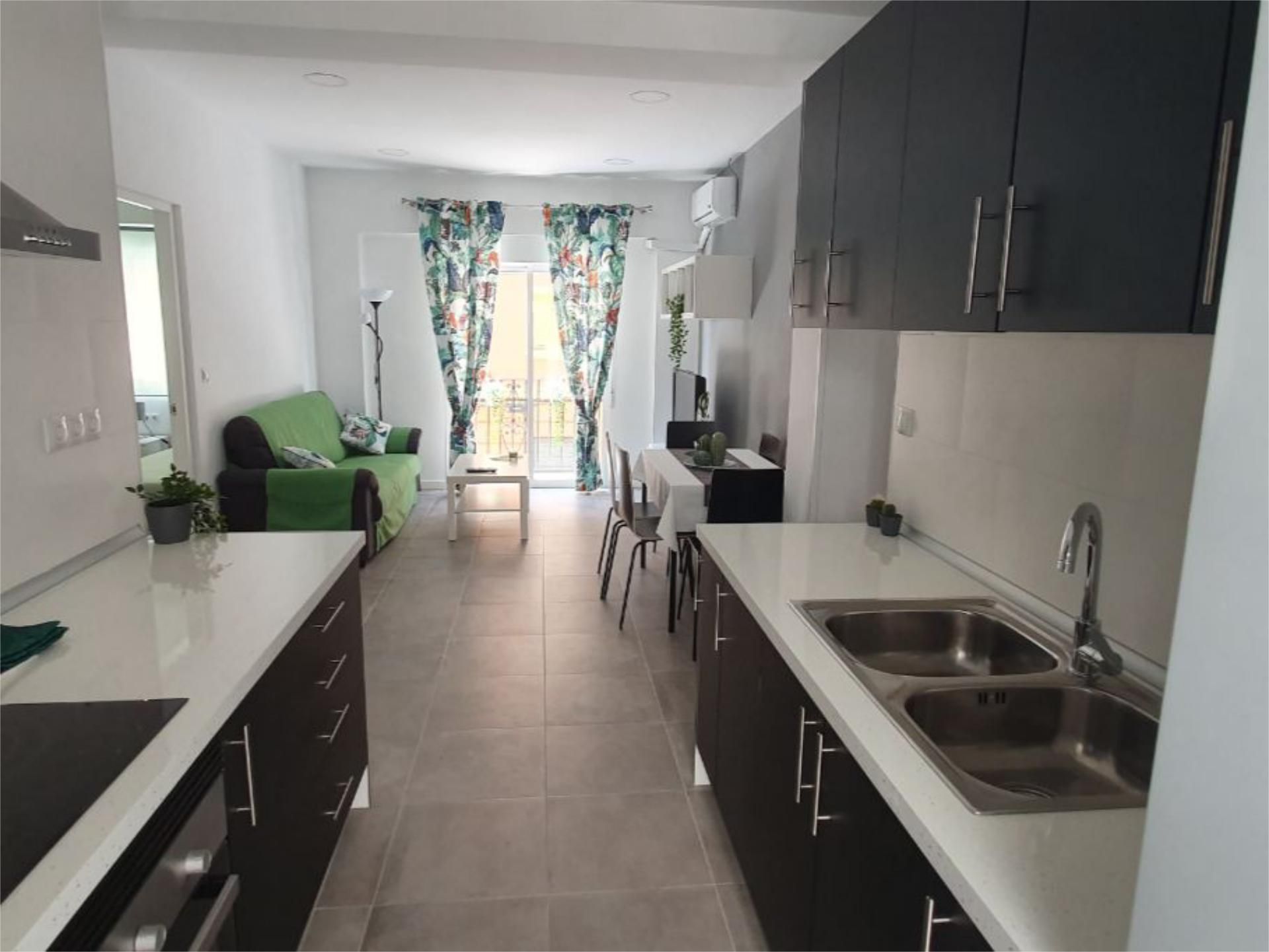 Cuina de Pis per a compartir en  Valencia Capital amb Aire condicionat, Moblat i Balcó