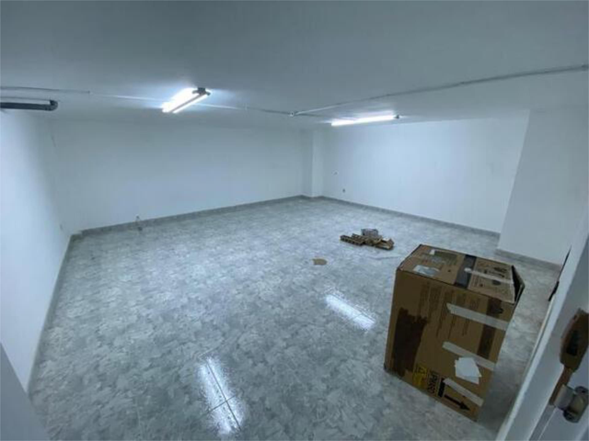 Box room to rent in Casarrubuelos
