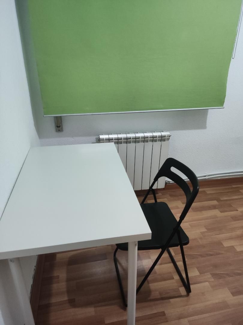 Pis per a compartir a Calle Sahagún, 18, Bellavistas - Hipercor