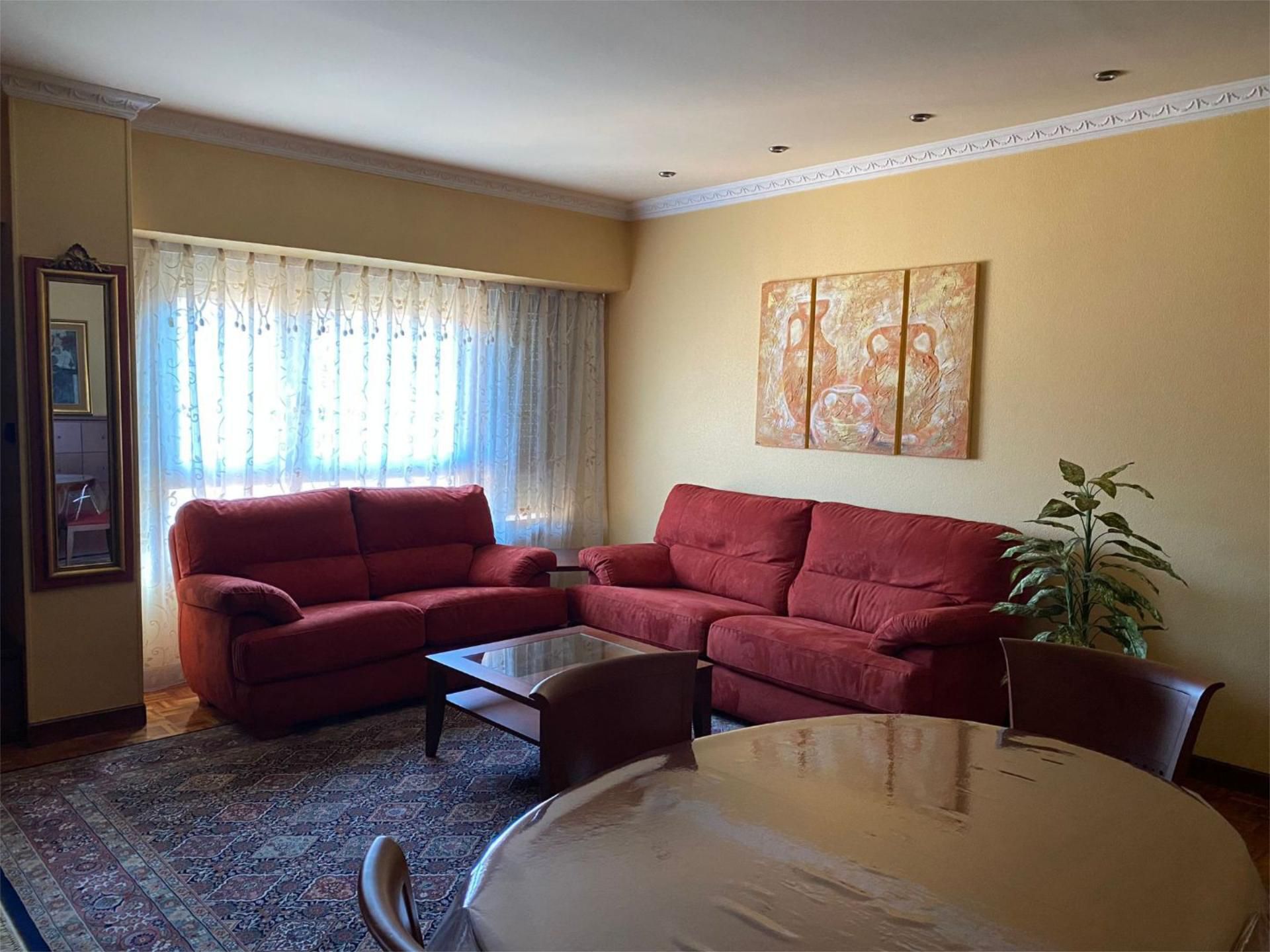 Living room of Flat to rent in Bilbao   with Heating and Furnished