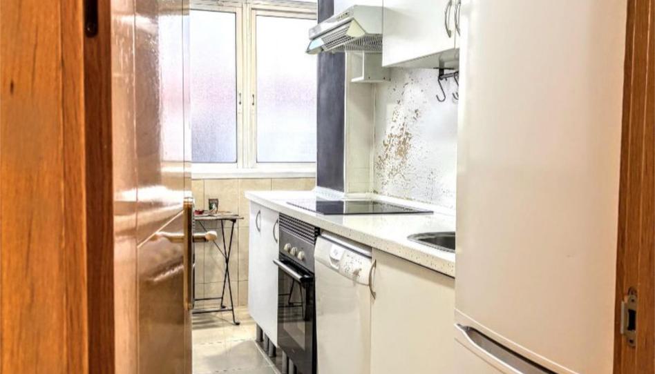 Piso en venta en Avenida Cerro de Los Ángeles, 26, Zofio, Madrid Capital - imagen 1 Foto 1 de Piso en venta en Avenida Cerro de Los Ángeles, 26, Zofio, Madrid Capital