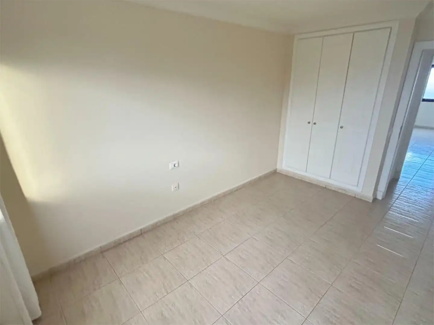 Pis en venda a Calle Juan Albornoz Sombrita, 29, César Casariego - Santa Clara - Nuevo Obrero Dormitori de Pis en venda en Santa Cruz de Tenerife