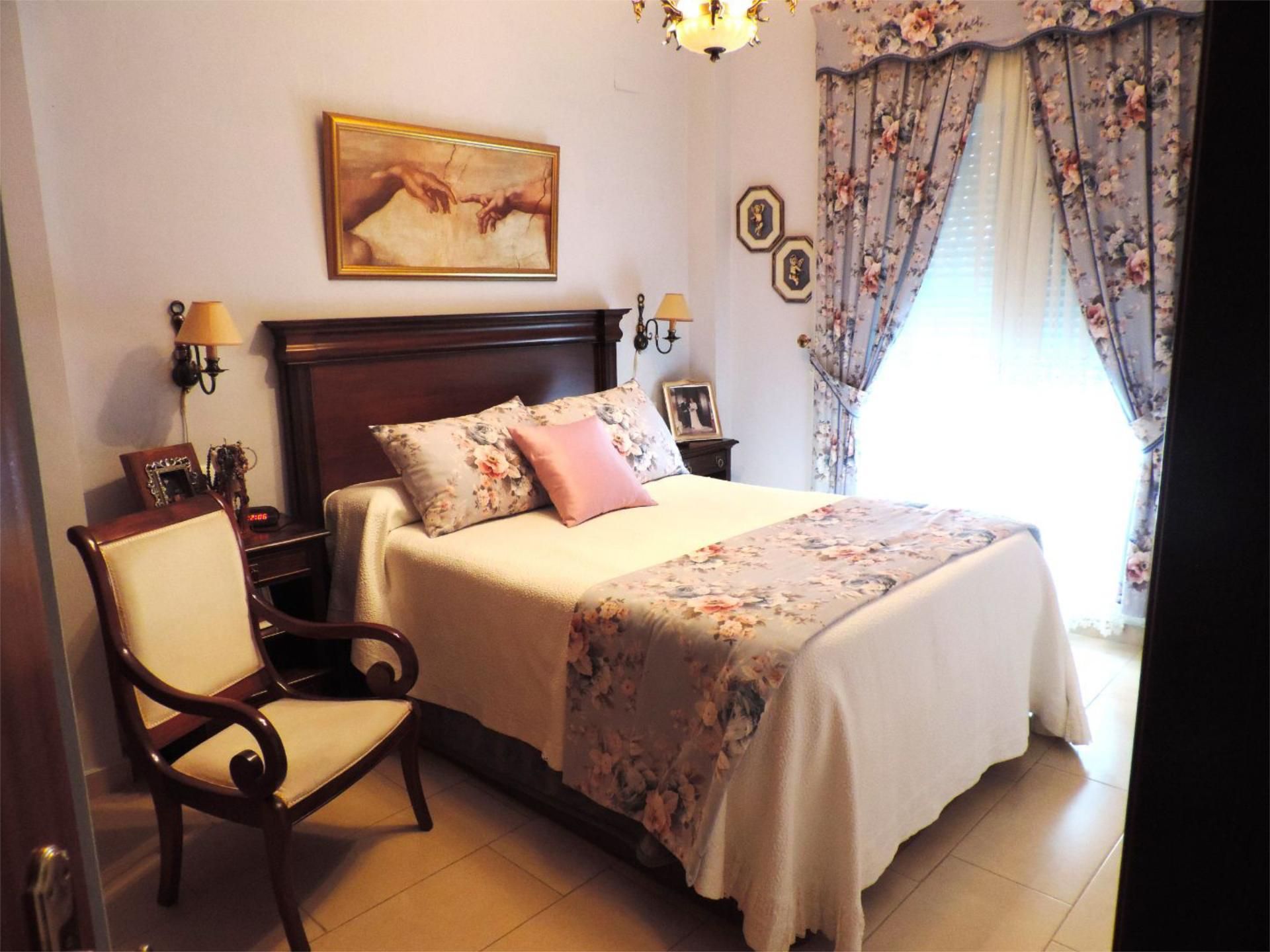 Habitación de Piso en venta en Sanlúcar de Barrameda con Aire acondicionado y Balcón