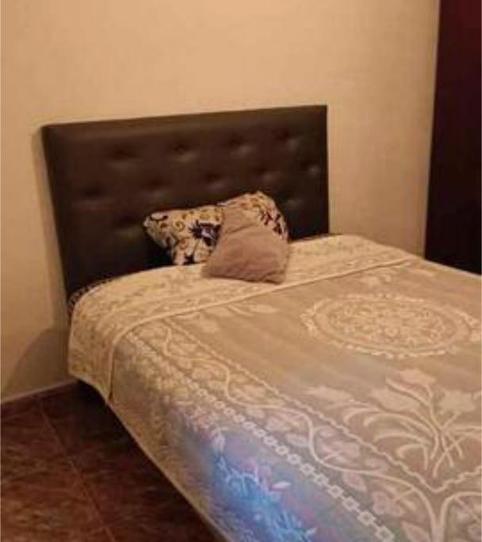 Foto 2 de Pis per a compartir a Reyes, Parla