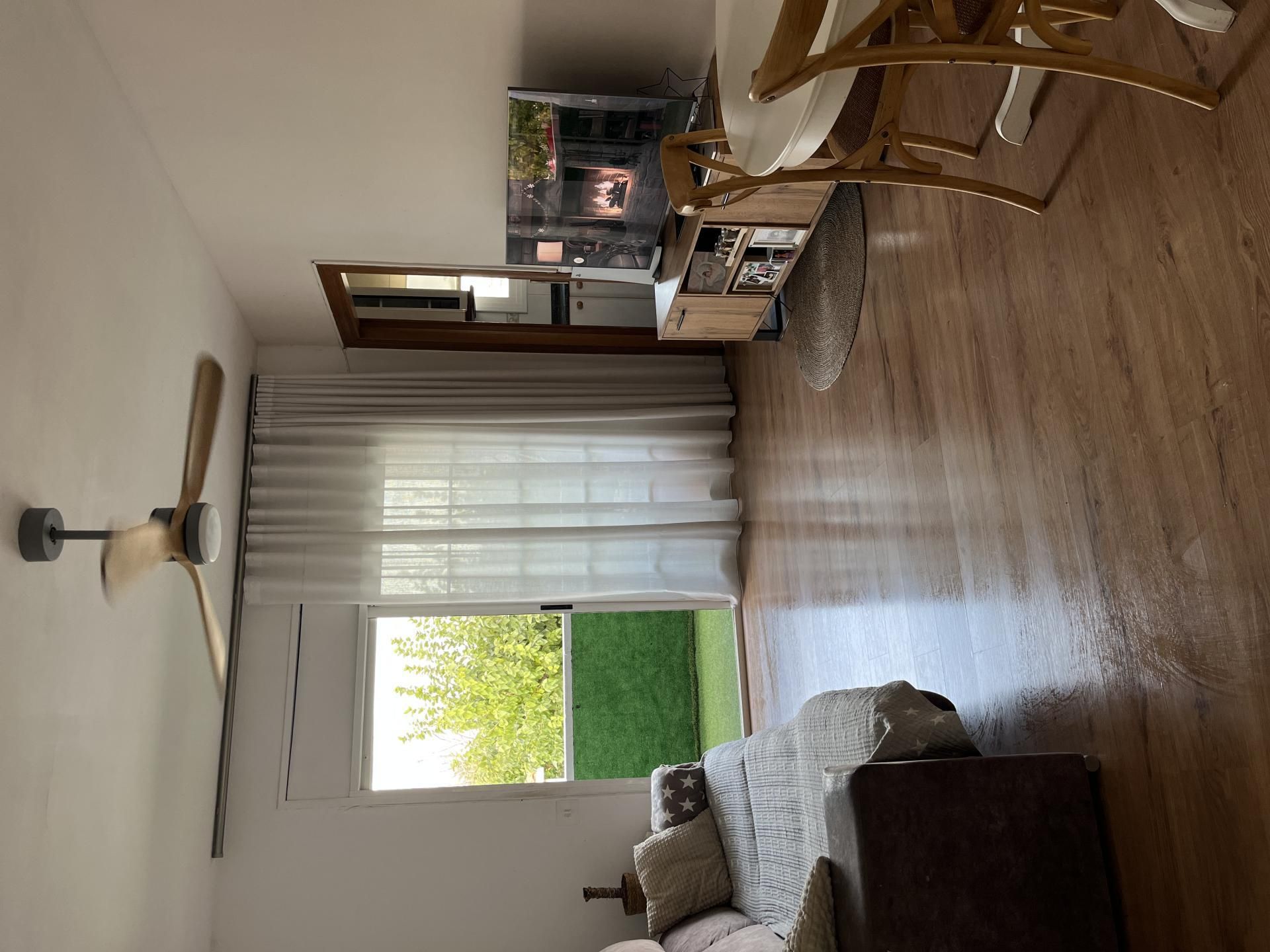 Sala d'estar de Pis en venda en Torredembarra amb Aire condicionat, Parquet i Terrassa