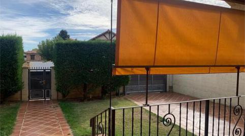 Foto 3 de Casa adosada en venta en Villadangos del Páramo, León
