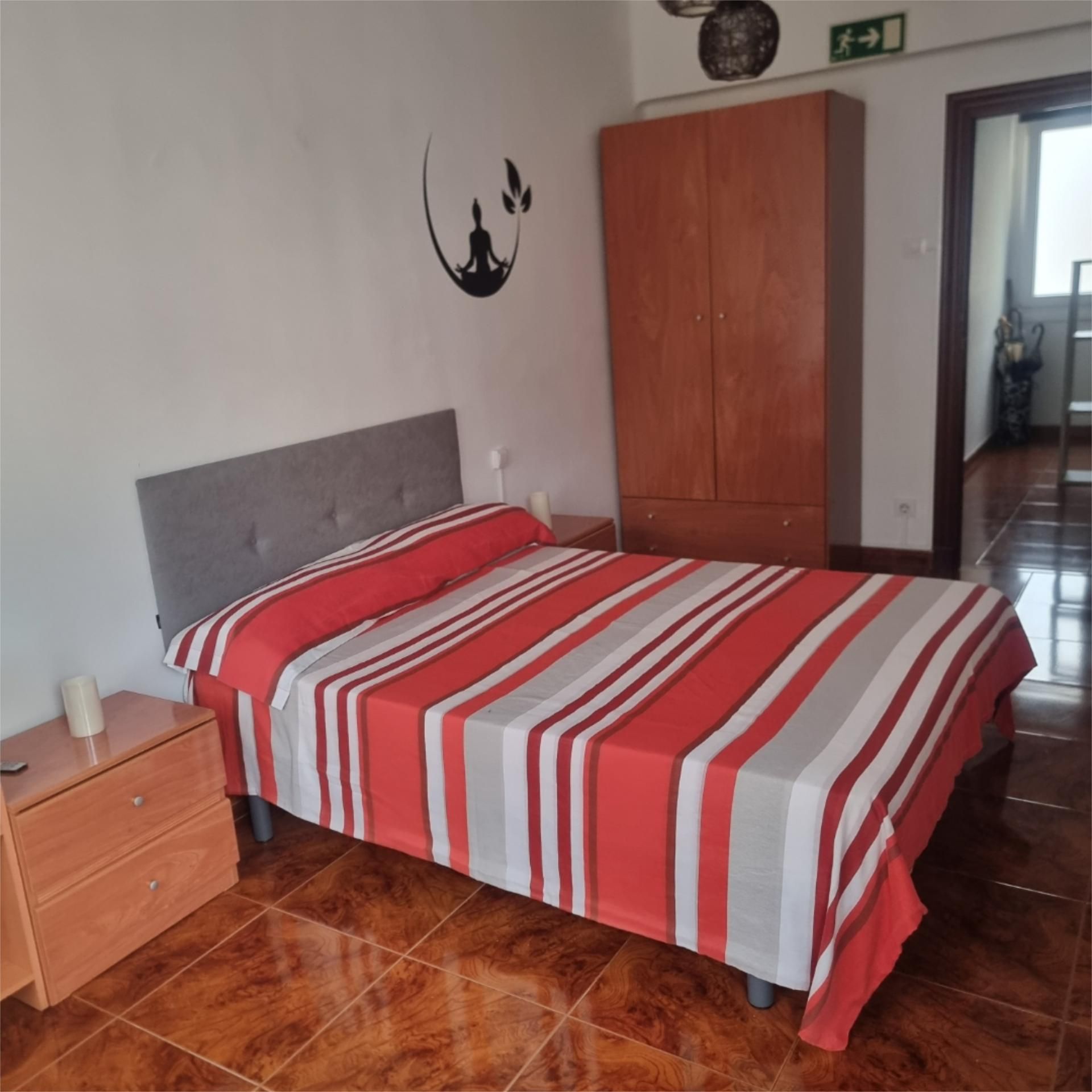 Habitación de Piso para compartir en Santoña con Parquet, Amueblado y Balcón