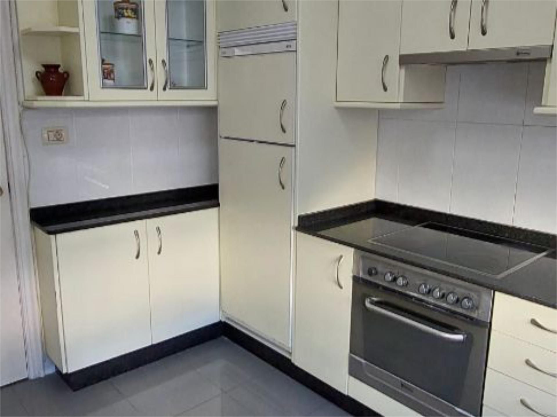 Kitchen of Flat for sale in Vigo   with Balcony