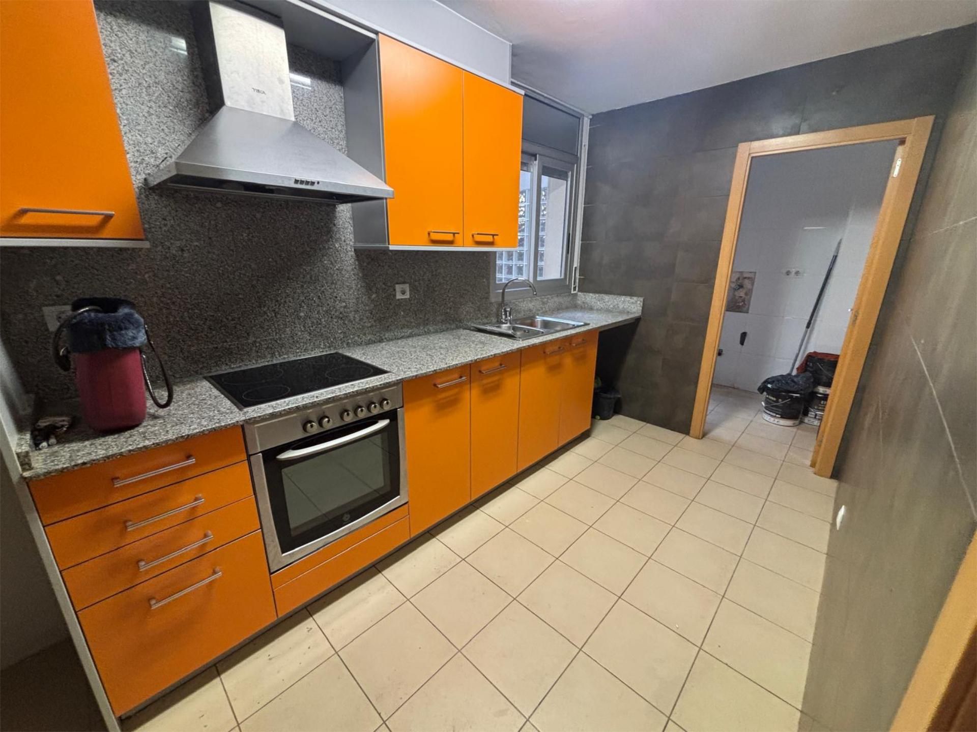 Cuina de Pis de lloguer en Vallfogona de Balaguer amb Calefacció, Parquet i Terrassa