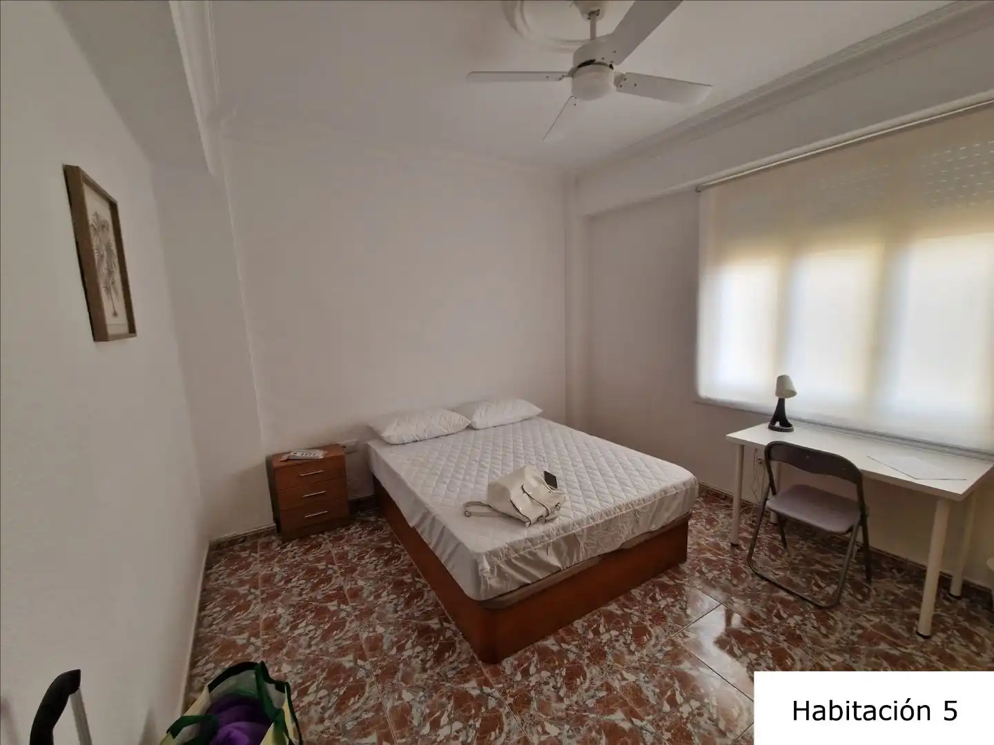 Room in Avinguda del Comte de Torrefiel, 23, El Llombo Bedroom of Flat for share in Ontinyent with Terrace, Storage room and Furnished