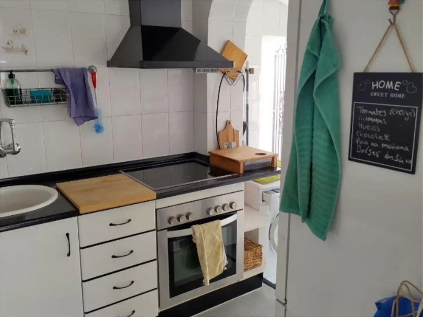 Piso en venta en Calle los Plátanos, 4, Cotobro Cocina de Piso en venta en Almuñécar con Aire acondicionado, Calefacción y Jardín privado