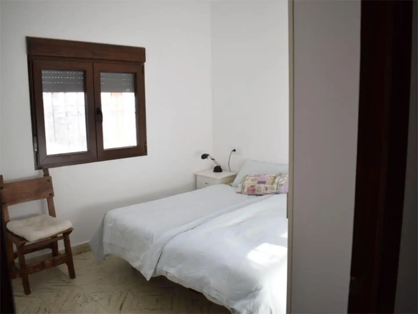 Piso en venta en Calle los Plátanos, 4, Cotobro Habitación de Piso en venta en Almuñécar con Aire acondicionado, Calefacción y Jardín privado