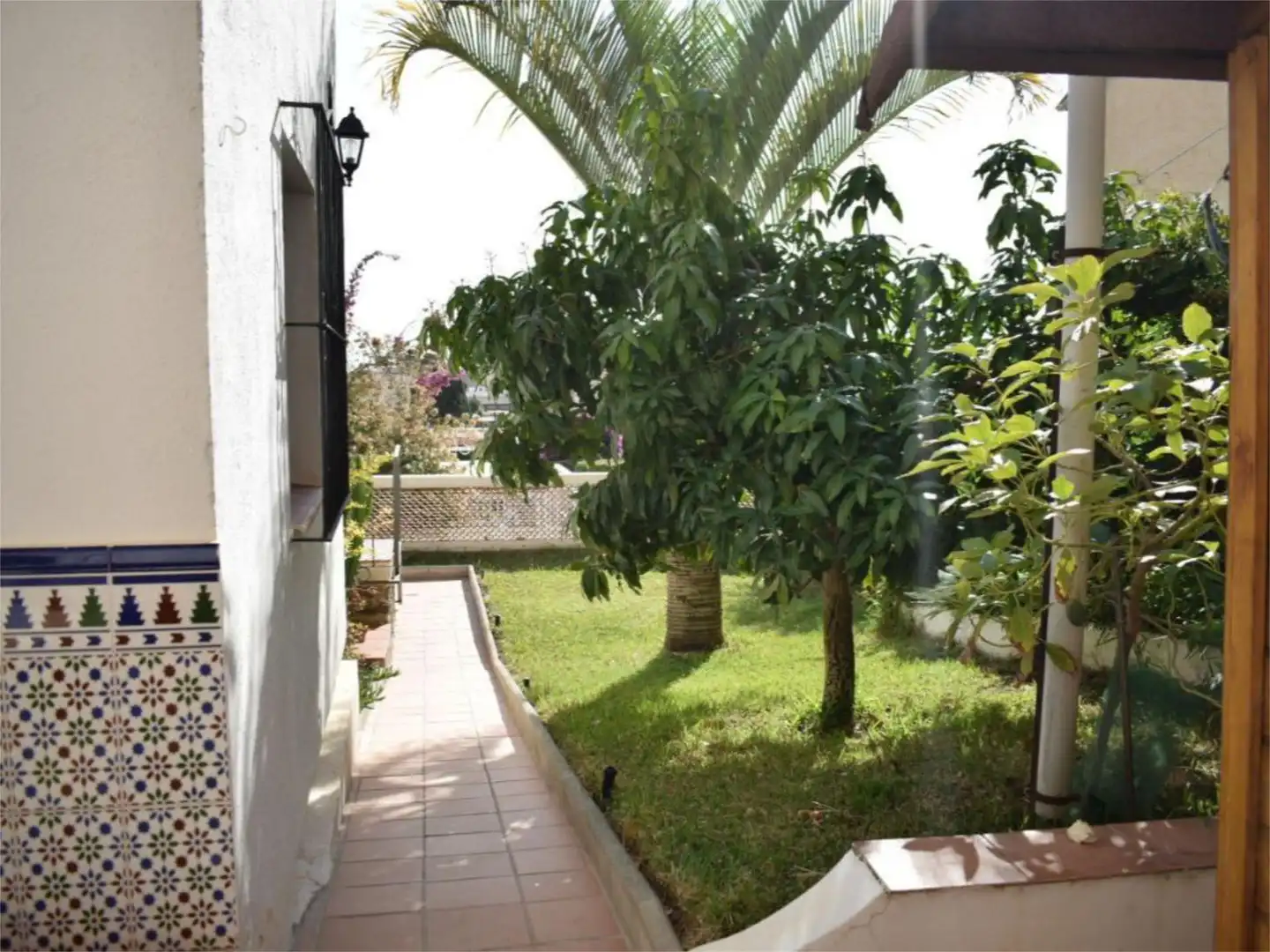 Piso en venta en Calle los Plátanos, 4, Cotobro Jardín de Piso en venta en Almuñécar con Aire acondicionado, Calefacción y Jardín privado