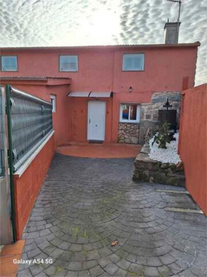 House or chalet to rent in Ponteareas House or chalet to rent in Ponteareas