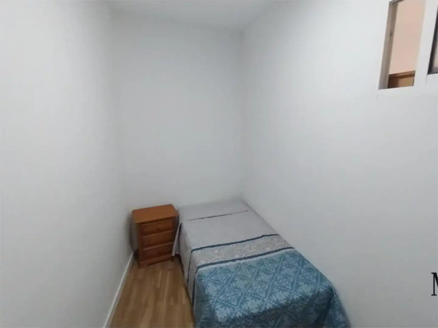 Bedroom of Flat for sale in Algeciras  with Parquet flooring and Furnished