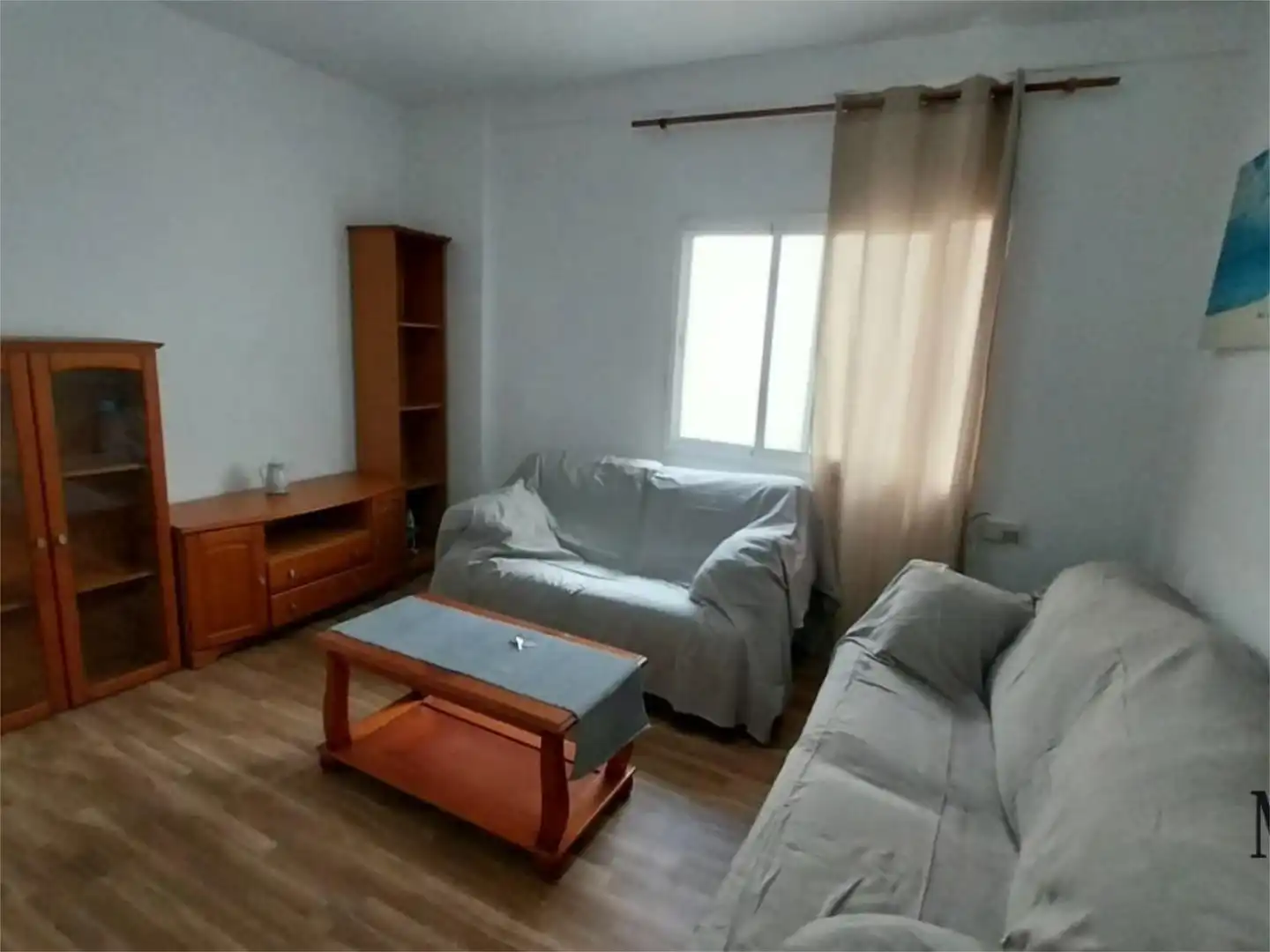 Living room of Flat for sale in Algeciras  with Parquet flooring and Furnished