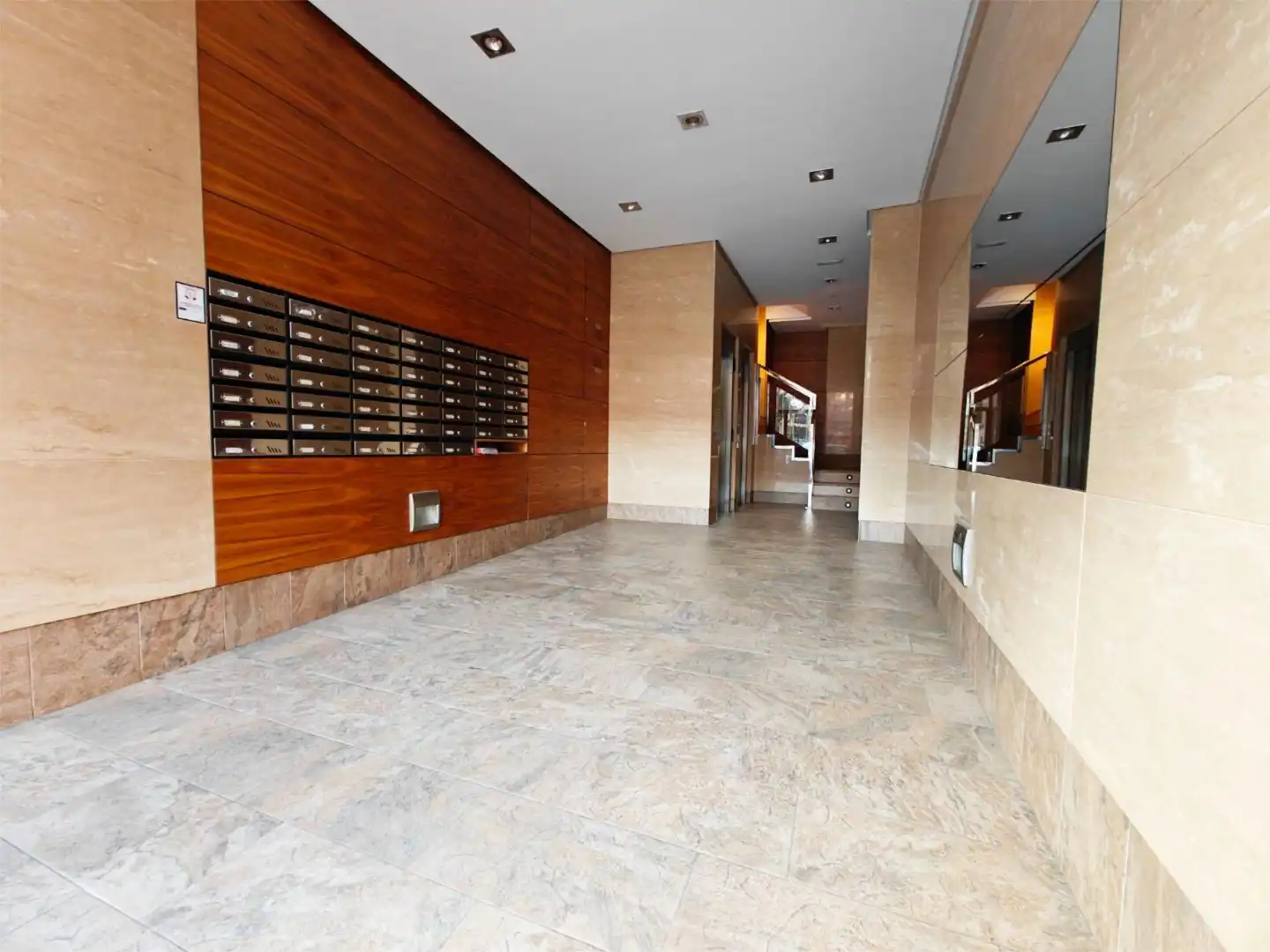 Piso en venta en Calle de Nuestra Señora de Belén, 4, San Agustín - Parque Europa Piso en venta en Burgos Capital