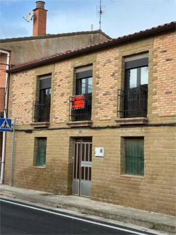 Casa-chalet en Venta en Mélida