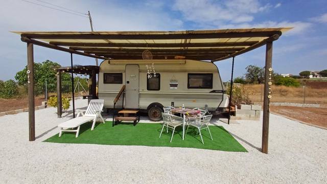 Finca rústica en Alquiler en Calle Neptuno, 19 en Fuente Alegre - El Chaparral - Los Morales