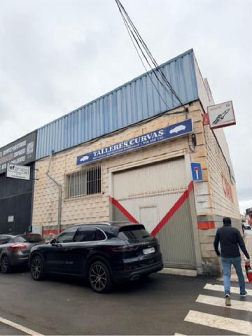 Außenansicht von Fabrikhallen zur Miete in Churriana de la Vega