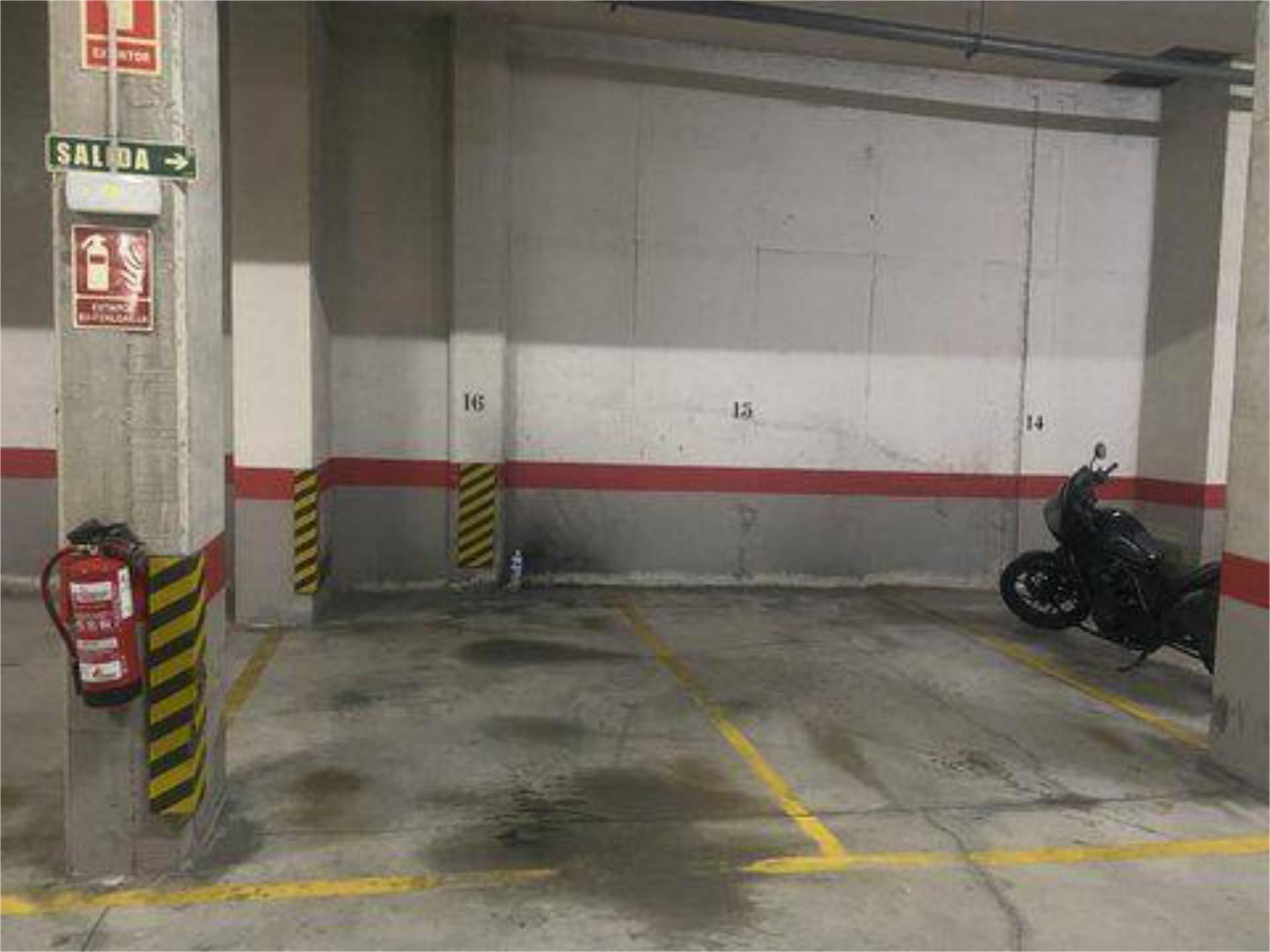 Aparcament de Garatge de lloguer en  Pamplona / Iruña