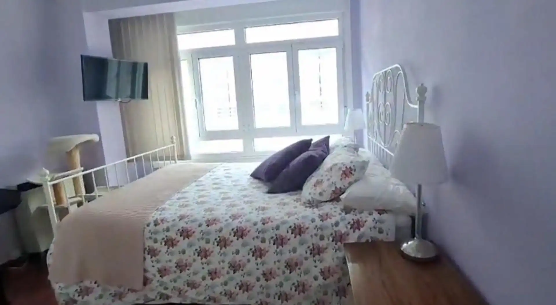 Flat for rent in Rúa Real, 133, Centro