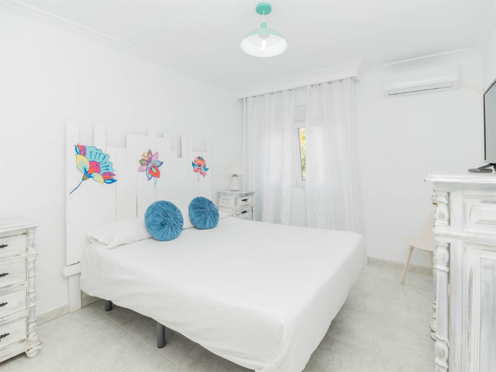 Dormitori de Pis en venda en Marbella amb Aire condicionat i Balcó