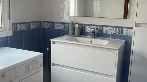 Foto 2 de Casa adosada de alquiler en Urbadiez - Entrepuentes,  Sevilla Capital