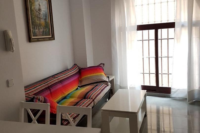 Flat to rent in Calle Montero Moya, 13, San Felipe - El Almendral - La Merced, Jaén Capital - image 1 Photo 1 of Flat to rent in Calle Montero Moya, 13, San Felipe - El Almendral - La Merced, Jaén Capital