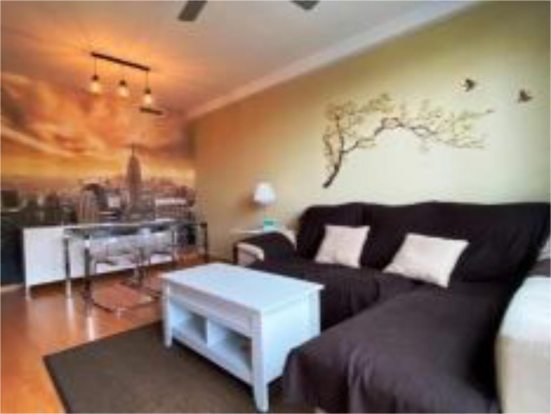 Sala d'estar de Dúplex en venda en El Viso de San Juan