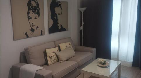 Foto 2 de Piso de alquiler en Calle Héroe de Sostoa, 166, La Luz - El Torcal, Málaga Capital