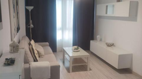 Foto 3 de Piso de alquiler en Calle Héroe de Sostoa, 166, La Luz - El Torcal, Málaga Capital