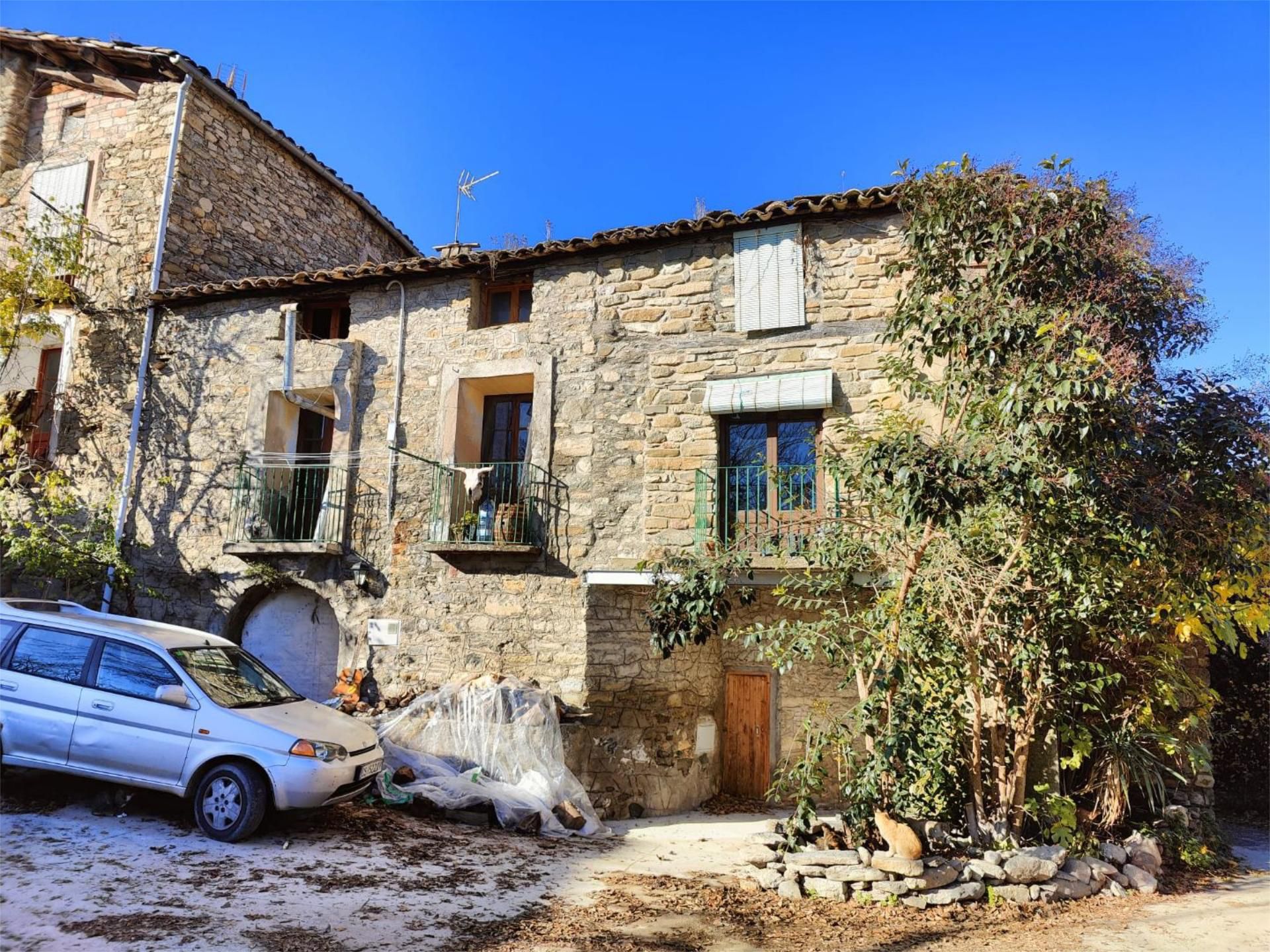 Vista exterior de Casa adosada en venda en Tremp amb Balcó