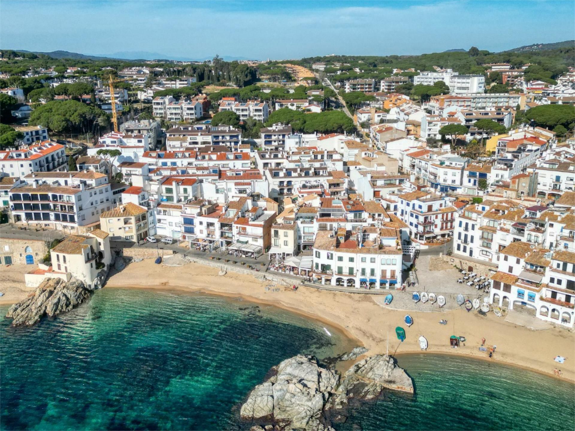 Vista exterior de Casa adosada en venda en Palafrugell amb Aire condicionat, Terrassa i Balcó