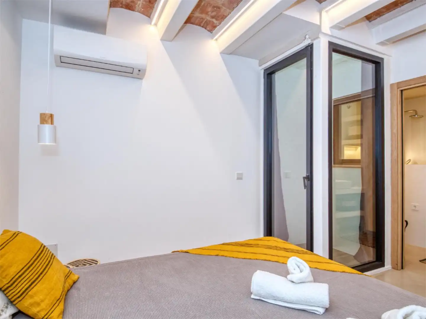 Einfamilien-Reihenhaus zum Verkauf in Carrer Lladó, 7, Calella de Palafrugell Schlafzimmer von Einfamilien-Reihenhaus zum Verkauf in Palafrugell mit Klimaanlage, Terrasse und Balkon