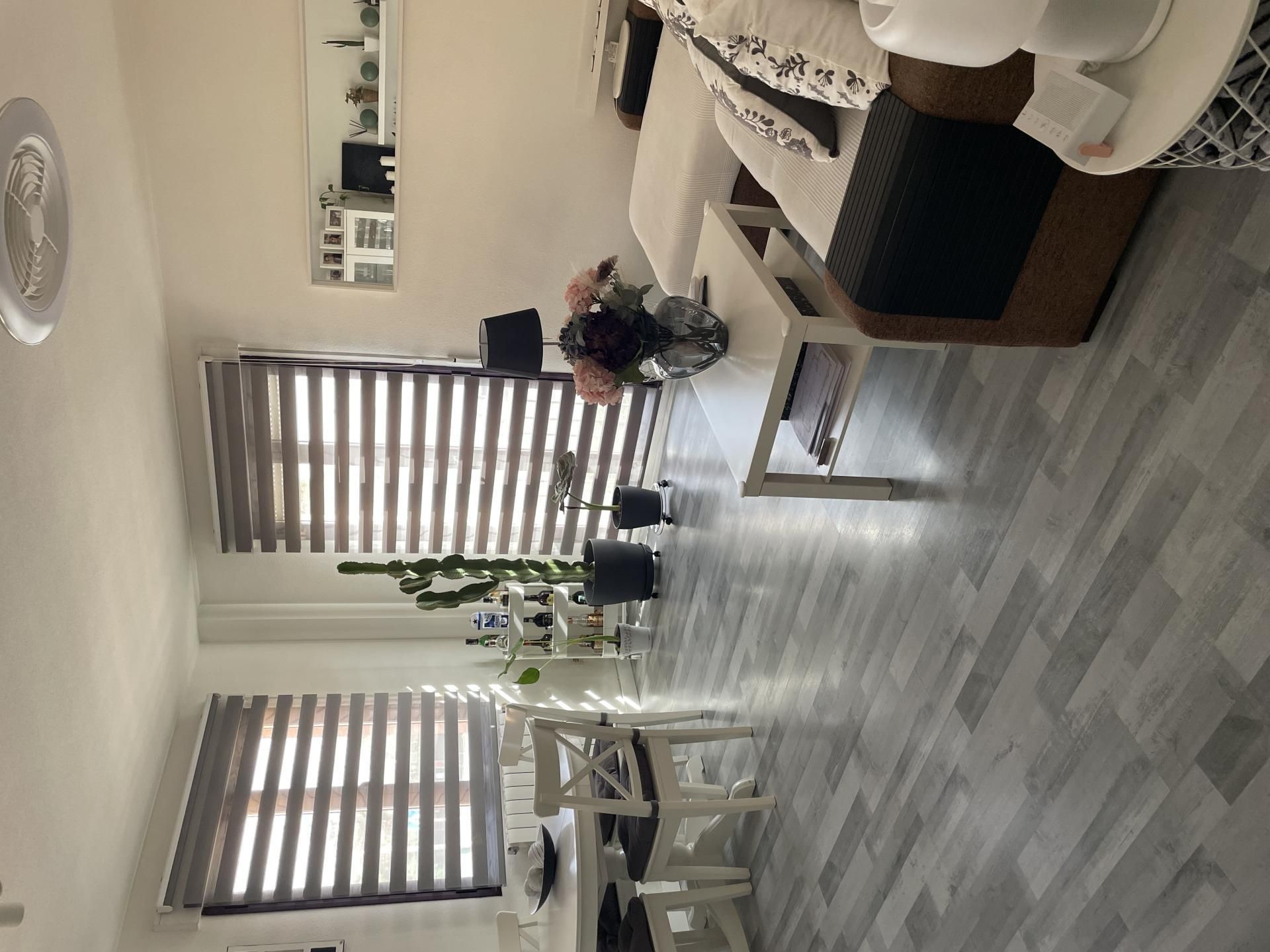 Flat for sale in Calle el Balagar, 1, Torrecaballeros Living room of Flat for sale in Torrecaballeros with Heating, Private garden and Parquet flooring