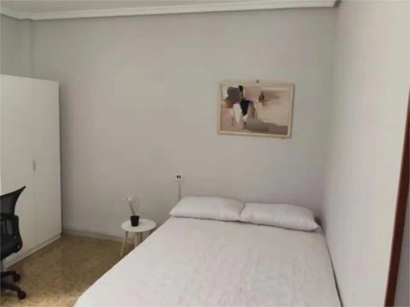 Zimmer in Paseo de Canalejas, 92, San Esteban - San Cristóbal Zimmer in Paseo de Canalejas, 92, San Esteban - San Cristóbal