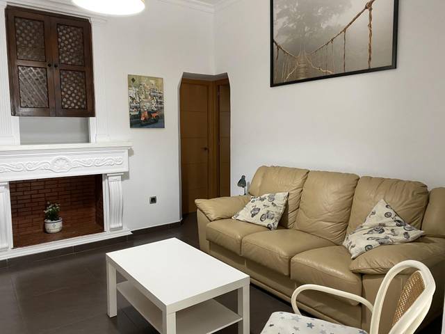 Piso en Alquiler en Avenida de Príes, 11 en Gibralfaro