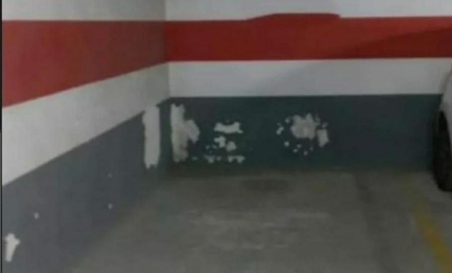 Garage to rent in Calle del Monasterio de Poblet, 9, La Granja, Zaragoza Capital - image 1 Photo 1 of Garage to rent in Calle del Monasterio de Poblet, 9, La Granja, Zaragoza Capital