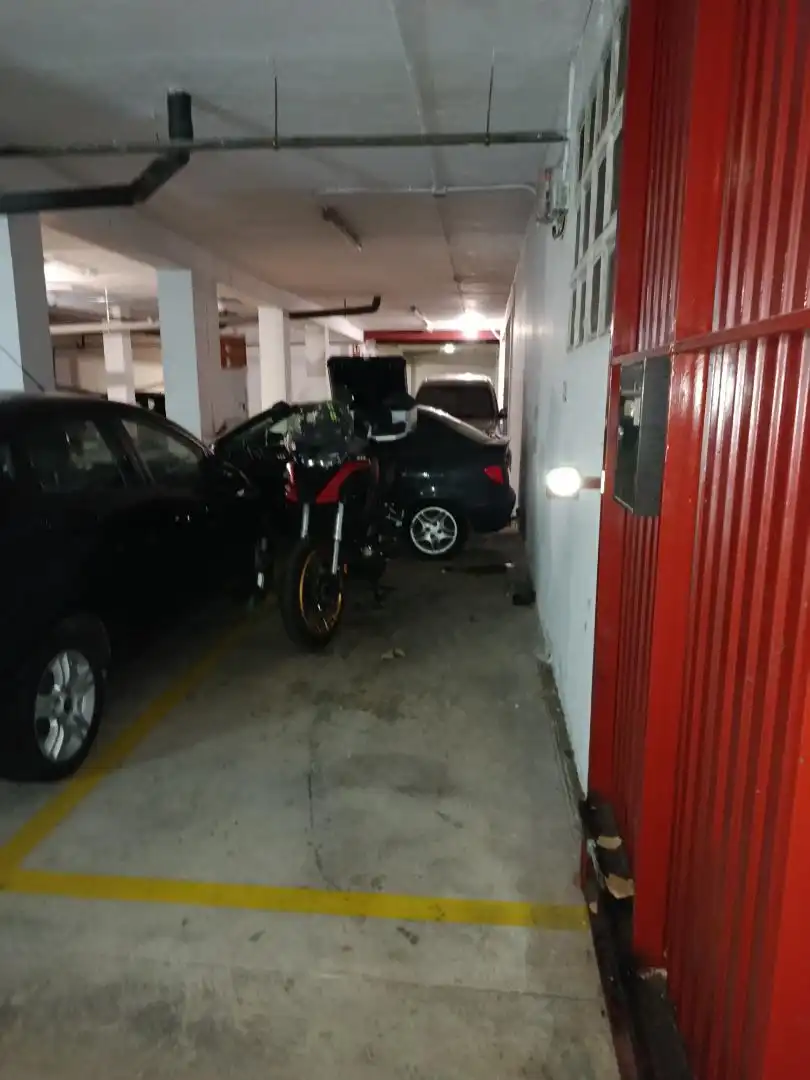 Aparcament de Garatge de lloguer en Zaragoza
