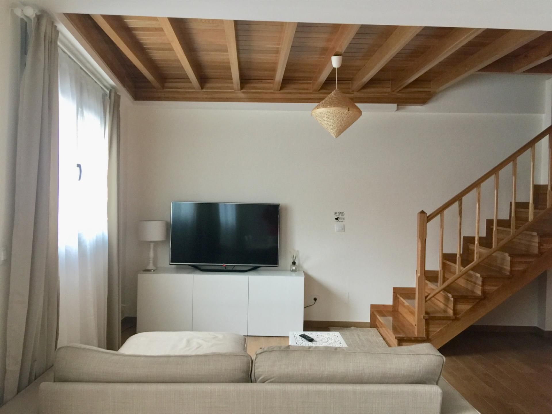 Sala de estar de Piso de alquiler en A Coruña Capital  con Calefacción, Parquet y Trastero